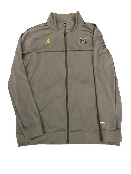 Isaiah Livers Michigan Basketball Team Issued Travel Jacket (Size L)