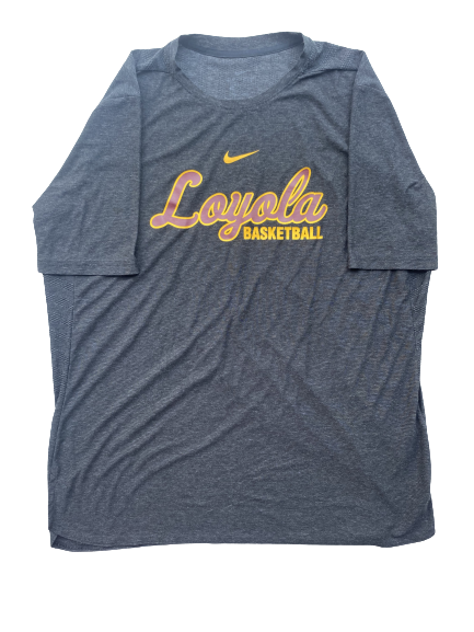 Marques Townes Loyola Chicago Basketball Team Issued Workout Shirt (Size XL)