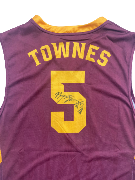 Marques Townes Loyola Chicago Basketball Signed Game Issued Jersey (Size L)