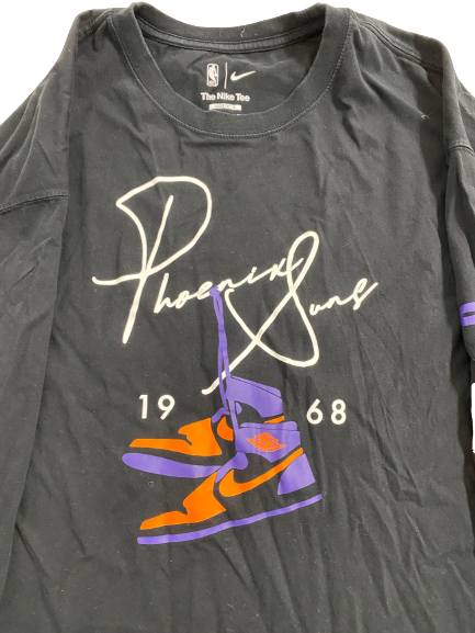 Phoenix Suns Basketball Team-Exclusive JORDAN Long Sleeve Shirt (Size XL)