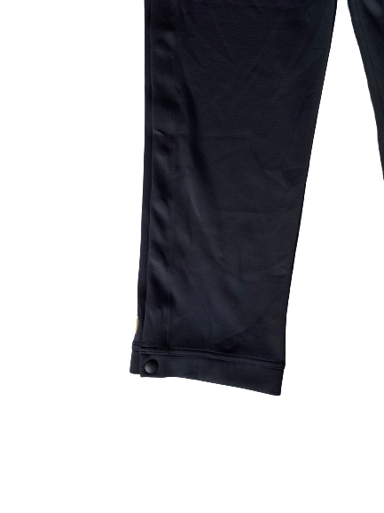 Megan Walker UCONN Basketball Team Issued Sweatpants (Size XL)