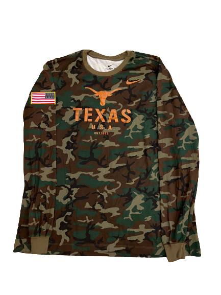 Jase Febres Texas Basketball Team Issued Camo Long Sleeve Shirt with American Flag Patch (Size XL)