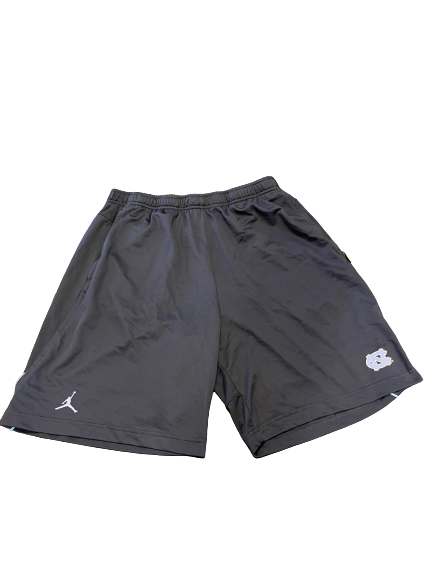 Justin Pierce North Carolina Basketball Team Issued Workout Shorts (Size L)