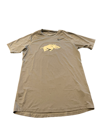 Braxton Burnside Arkansas Softball Team Issued Workout Shirt (Size L)