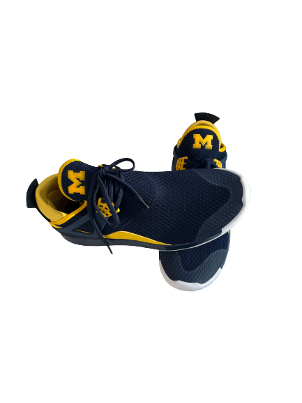 Priscilla Smeenge Michigan Basketball Team Issued Training Shoes (Size Men&