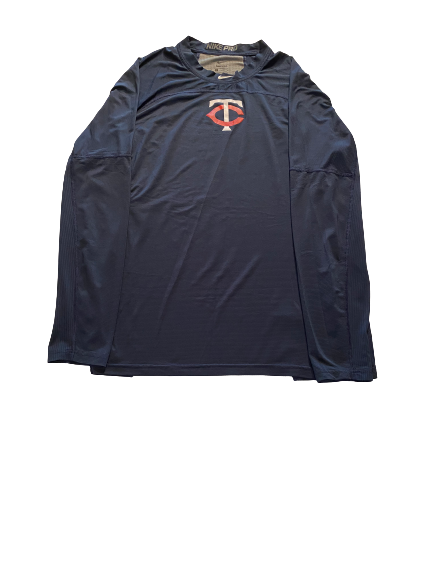 J.T. Perez Minnesota Twins Team Issued Long Sleeve Workout Shirt (Size XL)