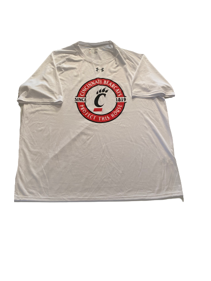 J.T. Perez Cincinnati Baseball Team Issued Workout Shirt (Size XXL)