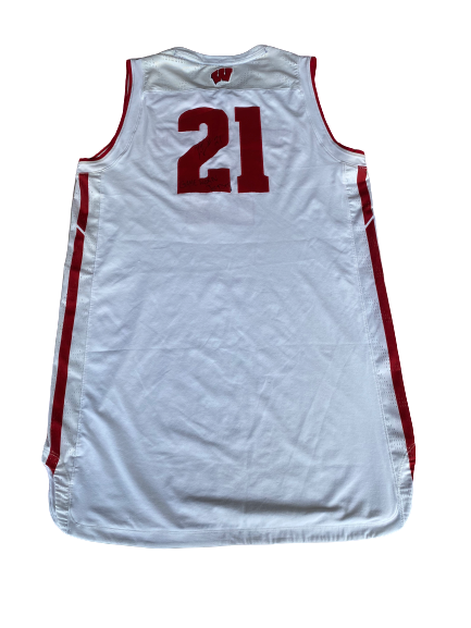 Khalil Iverson Signed Wisconsin Game Worn Jersey