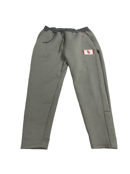 Robert Barnes Oklahoma Football Player-Exclusive Travel Sweatpants With Magnetic Bottoms (Size XL)