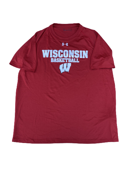 Nate Reuvers Wisconsin Basketball Team Issued Workout Shirt (Size XL)