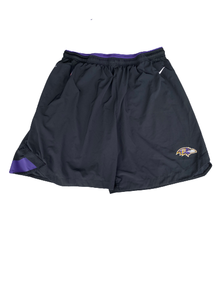 Matt Skura Baltimore Ravens Team Issued Shorts (Size 3XL)