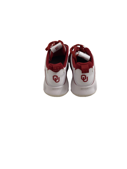 Robert Barnes Oklahoma Team-Issued Shoes (Size 10.5)