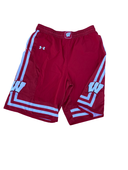 Nate Reuvers Wisconsin Basketball 2017 Game Worn Shorts (Size XL)