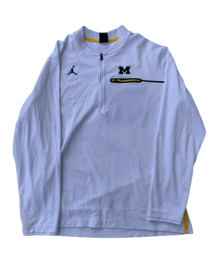 Michigan Basketball Team Issued Jordan Quarter-Zip Pullover (Size L)
