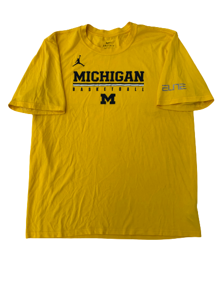 Michigan Basketball Team Issued Jordan Short Sleeve Shirt (Size L)