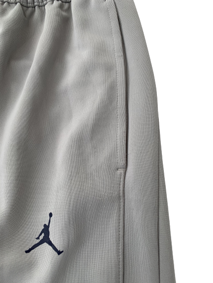 Michigan Basketball Team Issued Jordan Sweatpants (Size XL)