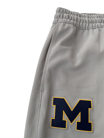 Michigan Basketball Team Issued Jordan Sweatpants (Size XL)