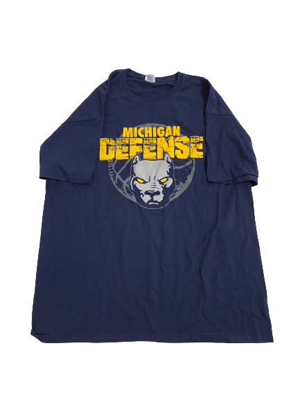Colin Castleton Michigan Basketball Player-Exclusive "Michigan Defense" T-Shirt (Size XL)