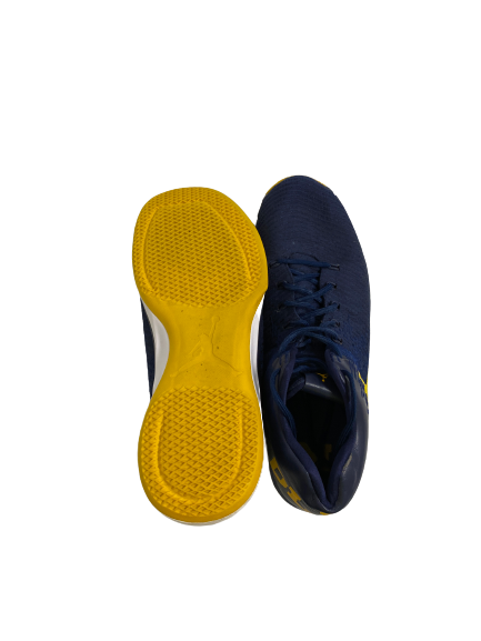 Colin Castleton Michigan Basketball Player-Exclusive Shoes (Size 16)