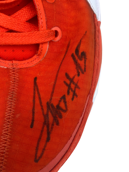 Giorgi Bezhanishvili Illinois Basketball SIGNED Game Worn Shoes (Size 16.5)