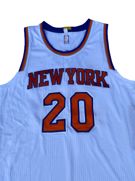 Travis Trice New York Knicks Signed Game Worn Jersey (Size L)