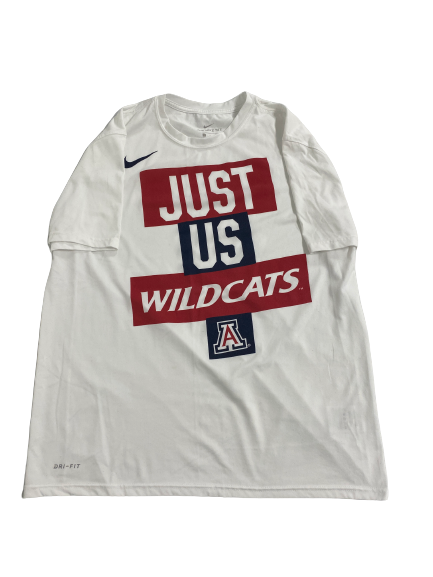 Jordan Mains Arizona Basketball Team-Issued "JUST US WILDCATS" T-Shirt (Size L)