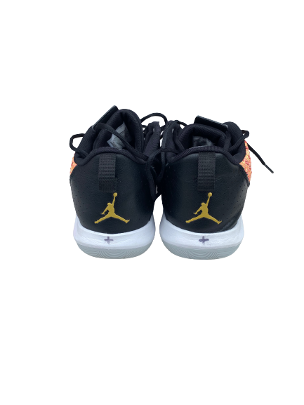 DeJon Jarreau Houston Basketball SIGNED GAME WORN Shoes (Size 13) - Photo Matched
