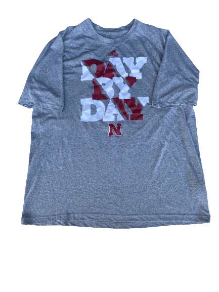 Tony Butler Nebraska Football Team Issued "Day By Day" Shirt (Size XL)