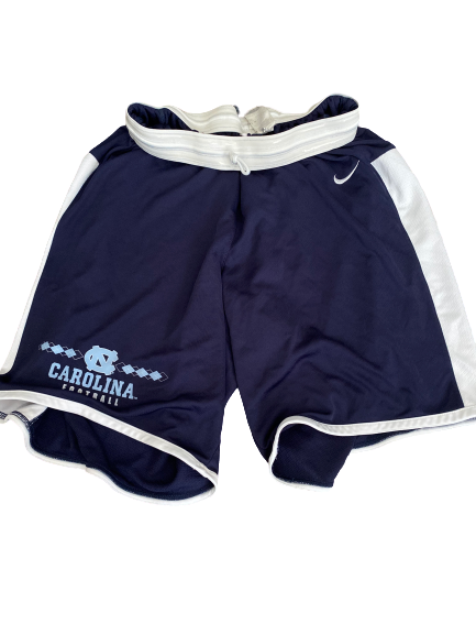 North Carolina Football Nike Shorts (Size L)