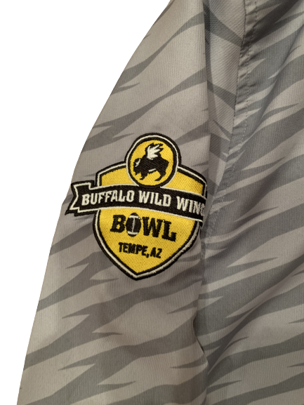 Ramsey Romano Michigan Football Team Exclusive Buffalo Wild Wings Quarter-Zip (Size XL)