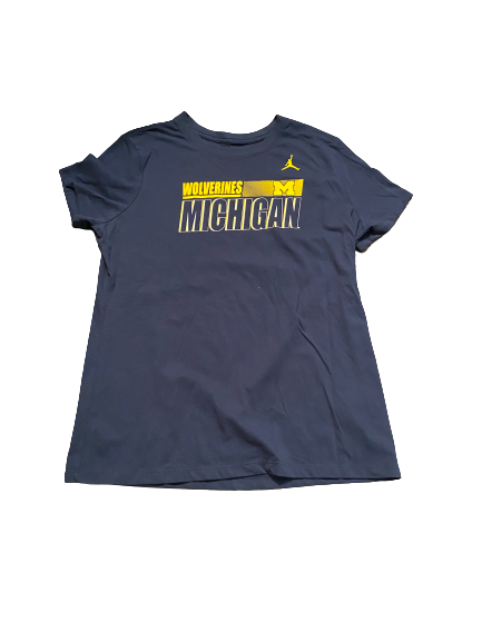 Hailey Brown Michigan Basketball Team Issued T-Shirt (Size L)