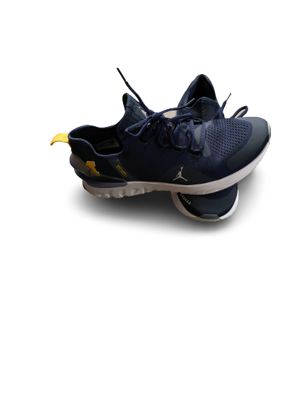 Hailey Brown Michigan Basketball Team Issued Shoes (Size 9.5)