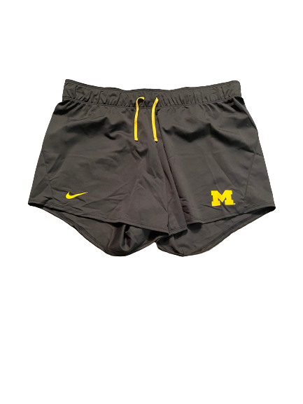 Hailey Brown Michigan Basketball Team Issued Shorts (Women&