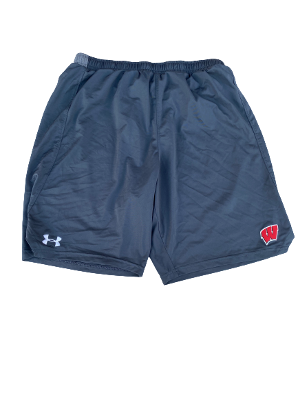 Eric Burrell Wisconsin Under Armour Shorts (Size L)
