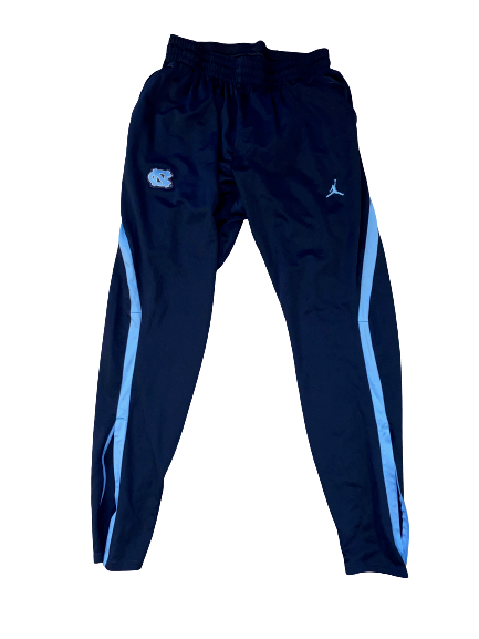 North Carolina Jordan Sweatpants (Size L)
