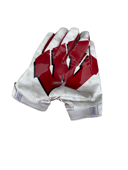 Adam Krumholz Wisconsin Football Under Armour Gloves (Size XXL)
