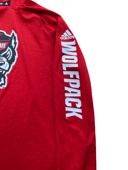 DJ Funderburk NC State Basketball Team Issued Sweatshirt (Size XLT)