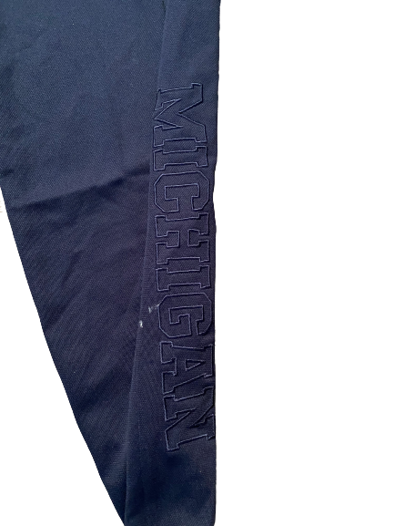 Mike Smith Michigan Basketball Team Issued Sweatpants (Size M)
