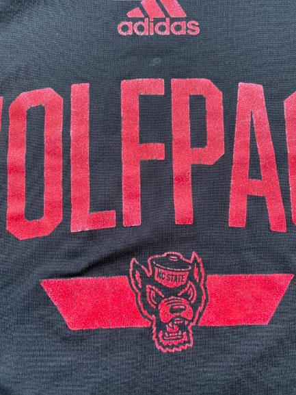 DJ Funderburk NC State Basketball Team Issued Workout Shirt (Size XL)