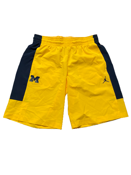 Mike Smith Michigan Basketball Team Issued Shorts (Size L)