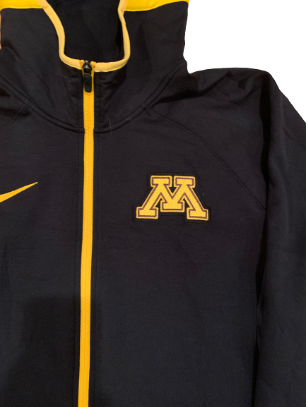 Hunt Conroy Minnesota Basketball Team Issued Jacket (Size M)