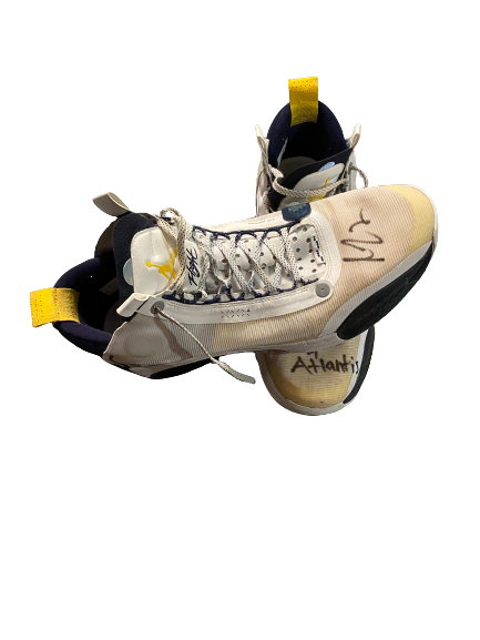 Isaiah Livers Michigan Basketball SIGNED Game Worn "BATTLE 4 ATLANTIS" Tournament Worn Shoes (Size 15) - Photo Matched