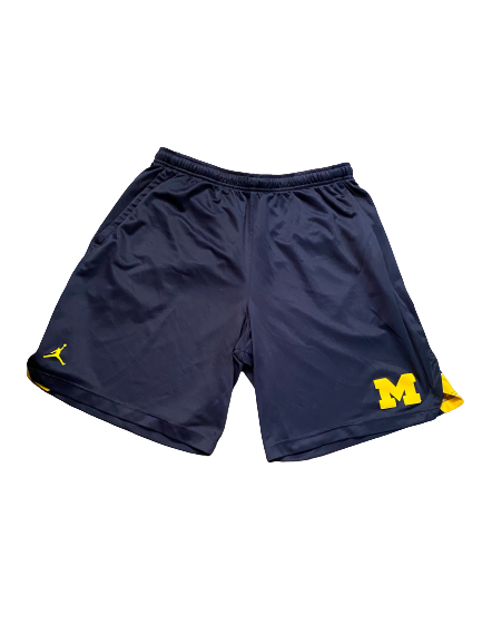 Isaiah Livers Michigan Basketball Team Issued Workout Shorts (Size XL)