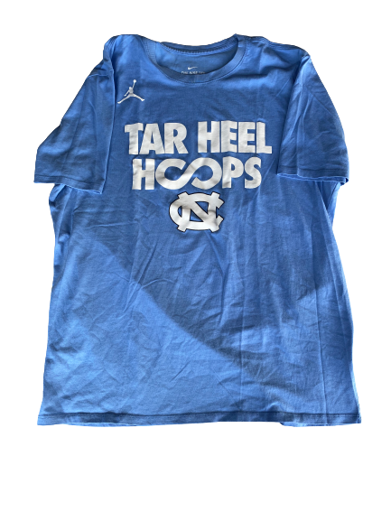 Luke Maye North Carolina Team Issued Workout Shirt (Size XL)