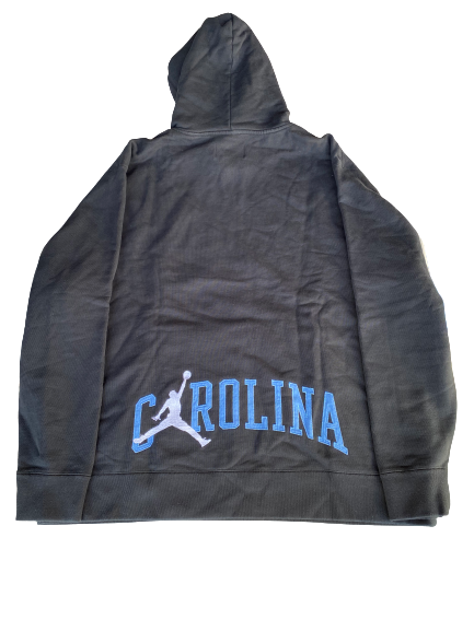 Luke Maye North Carolina Player Exclusive Sweatshirt (Size XXL)