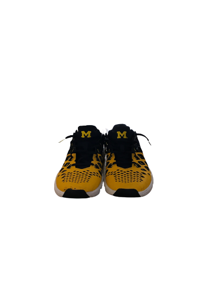 Michigan Nike Shoes (Size 11.5)