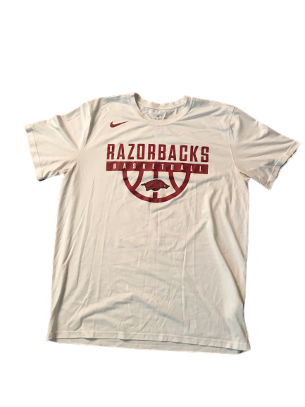 Adrio Bailey Arkansas Basketball Nike T-Shirt (Size XL)