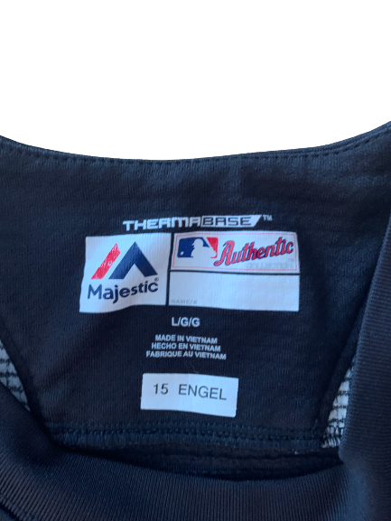 Adam Engel Chicago White Sox Team Issued Short-Sleeve Shirt (Size L)