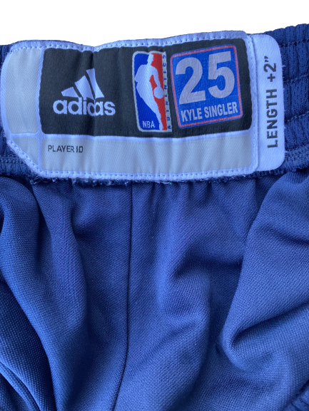 Kyle Singler Detroit Pistons Practice Shorts (Size XXL)