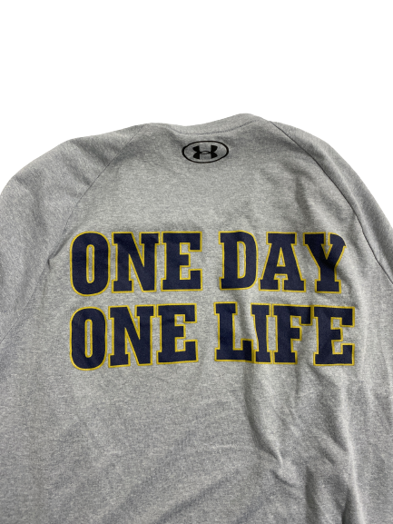 Greg Mailey Notre Dame Football Player-Exclusive "One Day One Life" T-Shirt (Size L)